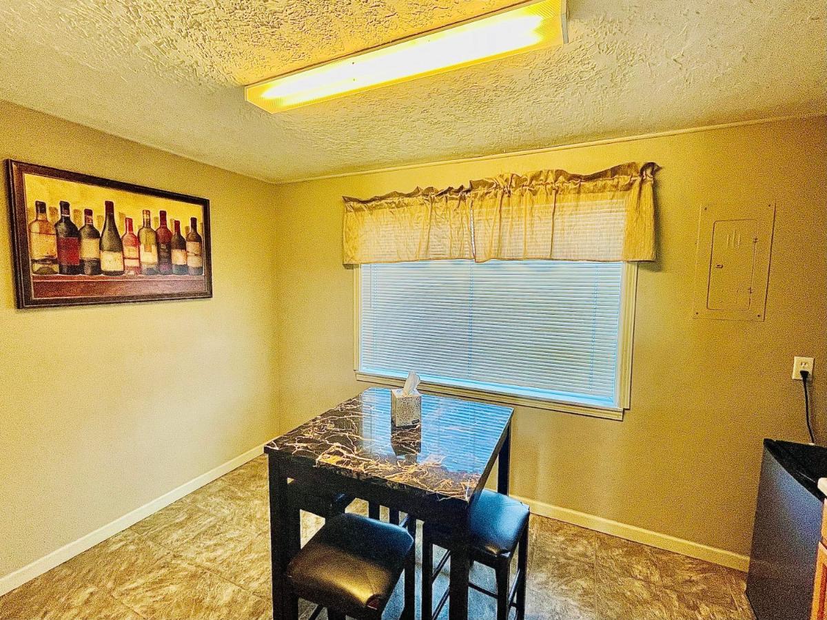 מוזס לייק Sage N Sand Motel מראה חיצוני תמונה